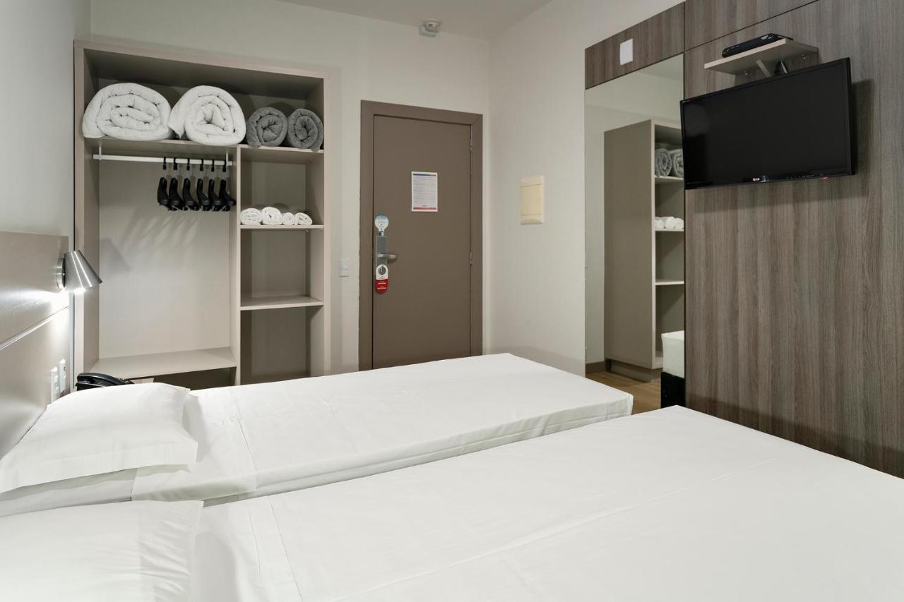 Hotel Valerim Itajai / Navegantes Eksteriør bilde