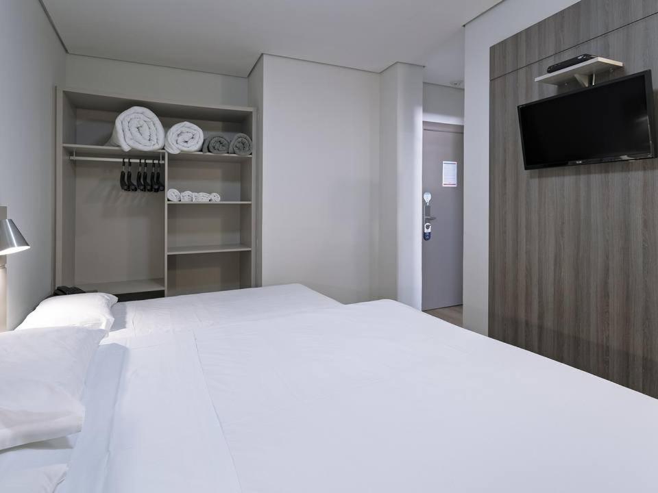 Hotel Valerim Itajai / Navegantes Eksteriør bilde