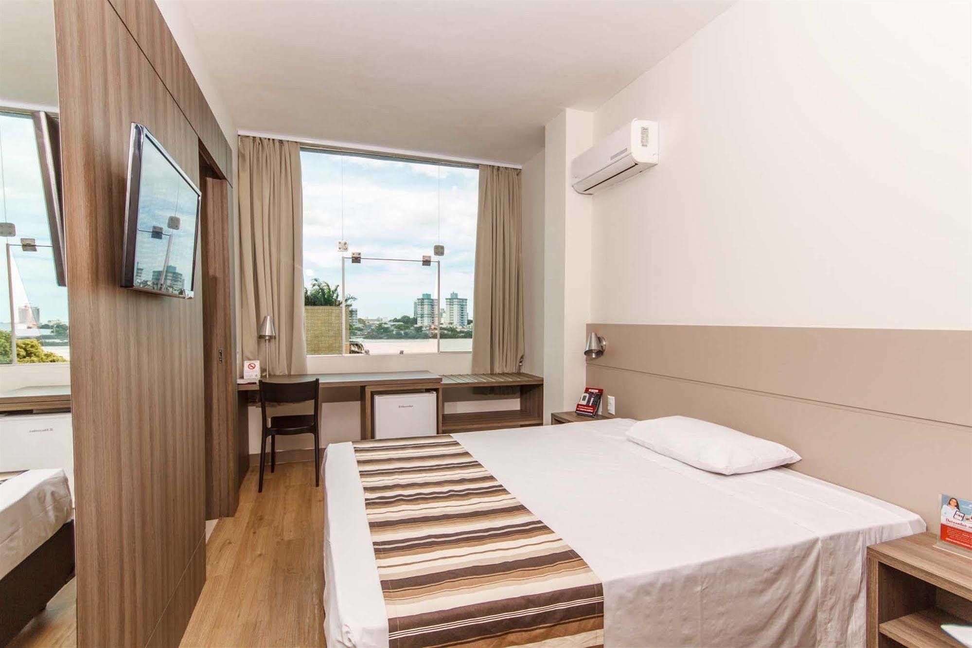 Hotel Valerim Itajai / Navegantes Eksteriør bilde