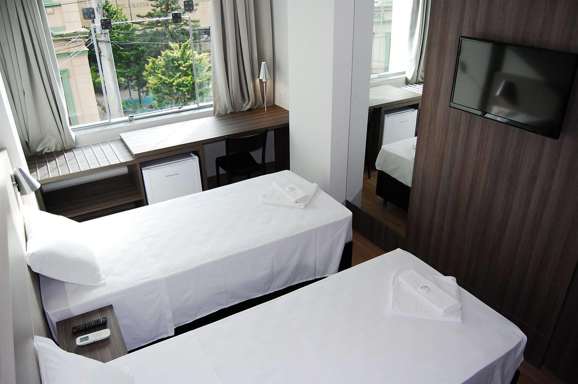 Hotel Valerim Itajai / Navegantes Eksteriør bilde