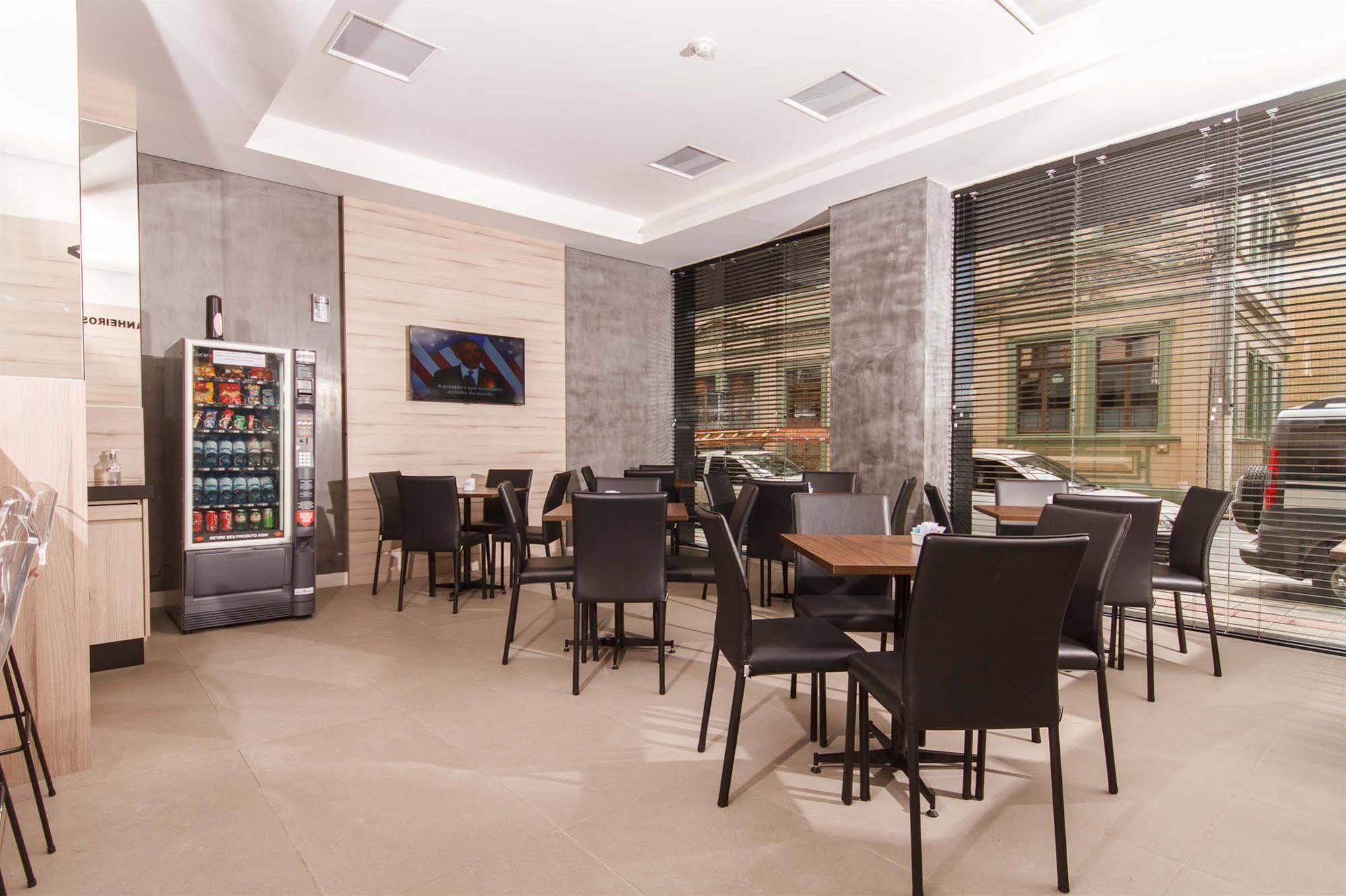 Hotel Valerim Itajai / Navegantes Eksteriør bilde