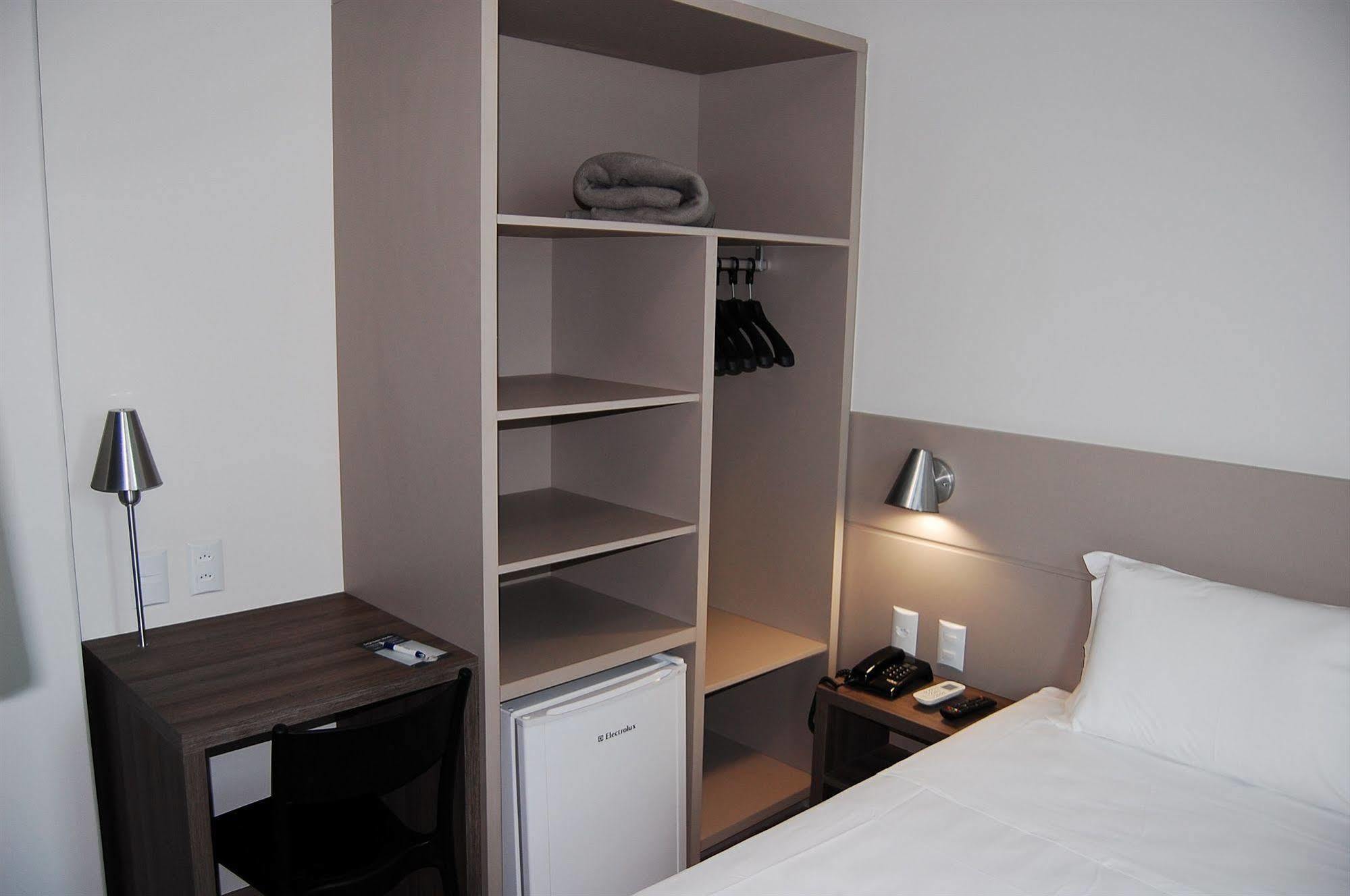 Hotel Valerim Itajai / Navegantes Eksteriør bilde