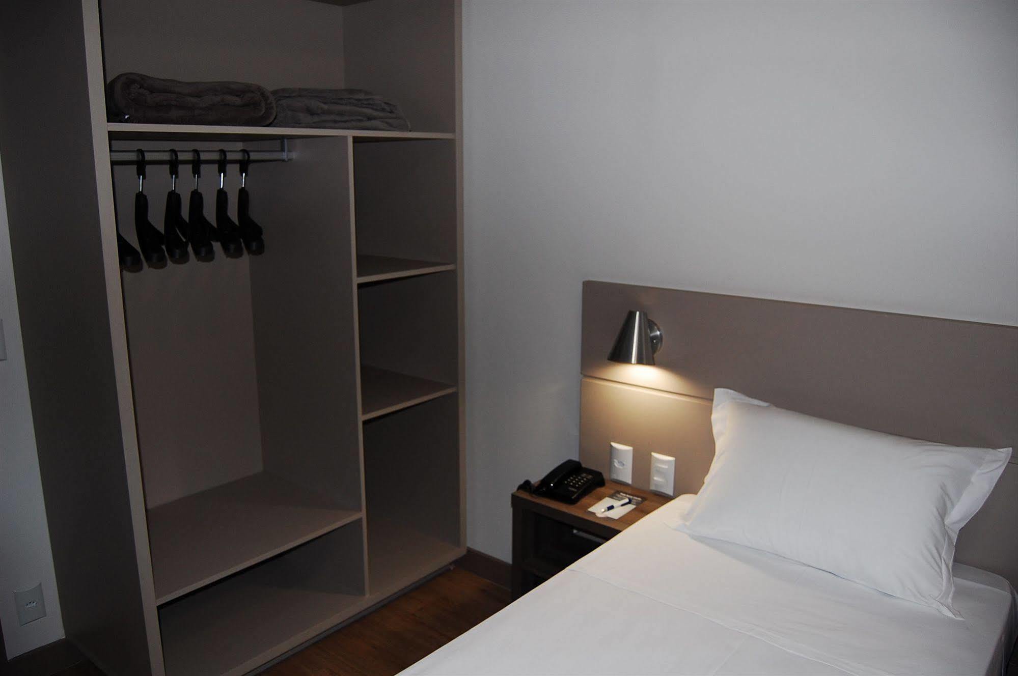 Hotel Valerim Itajai / Navegantes Eksteriør bilde